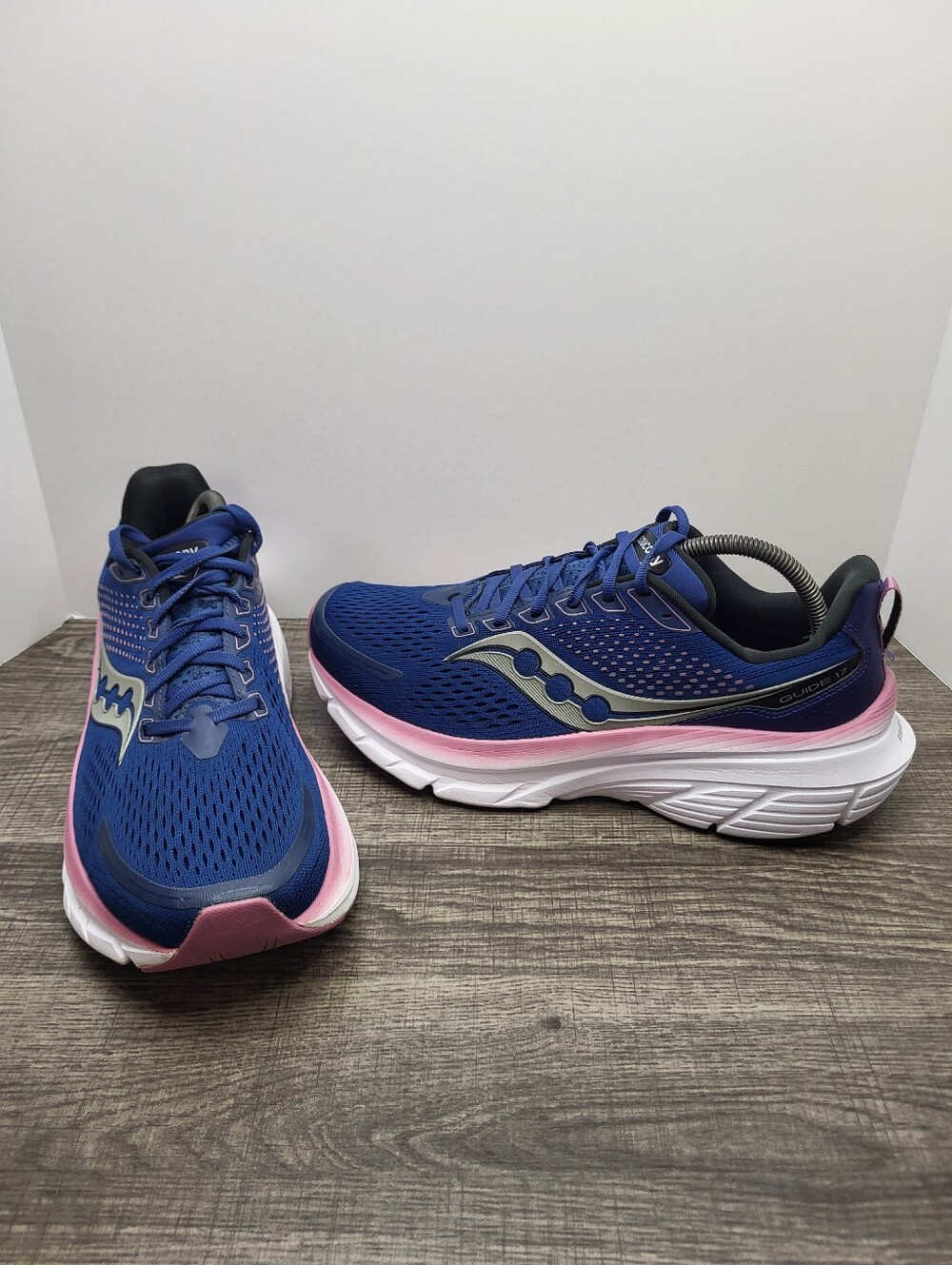 Saucony Guide 17 Womens Size 11 Shoes Blue Running Sneaker  Walking Gym